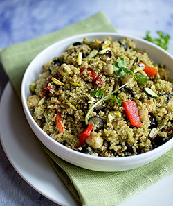 quinoa-pistachio-salad-with-moroccan-peto-250